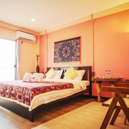 Elegant Lanna Guesthouse Chiang Mai Ngoại thất bức ảnh